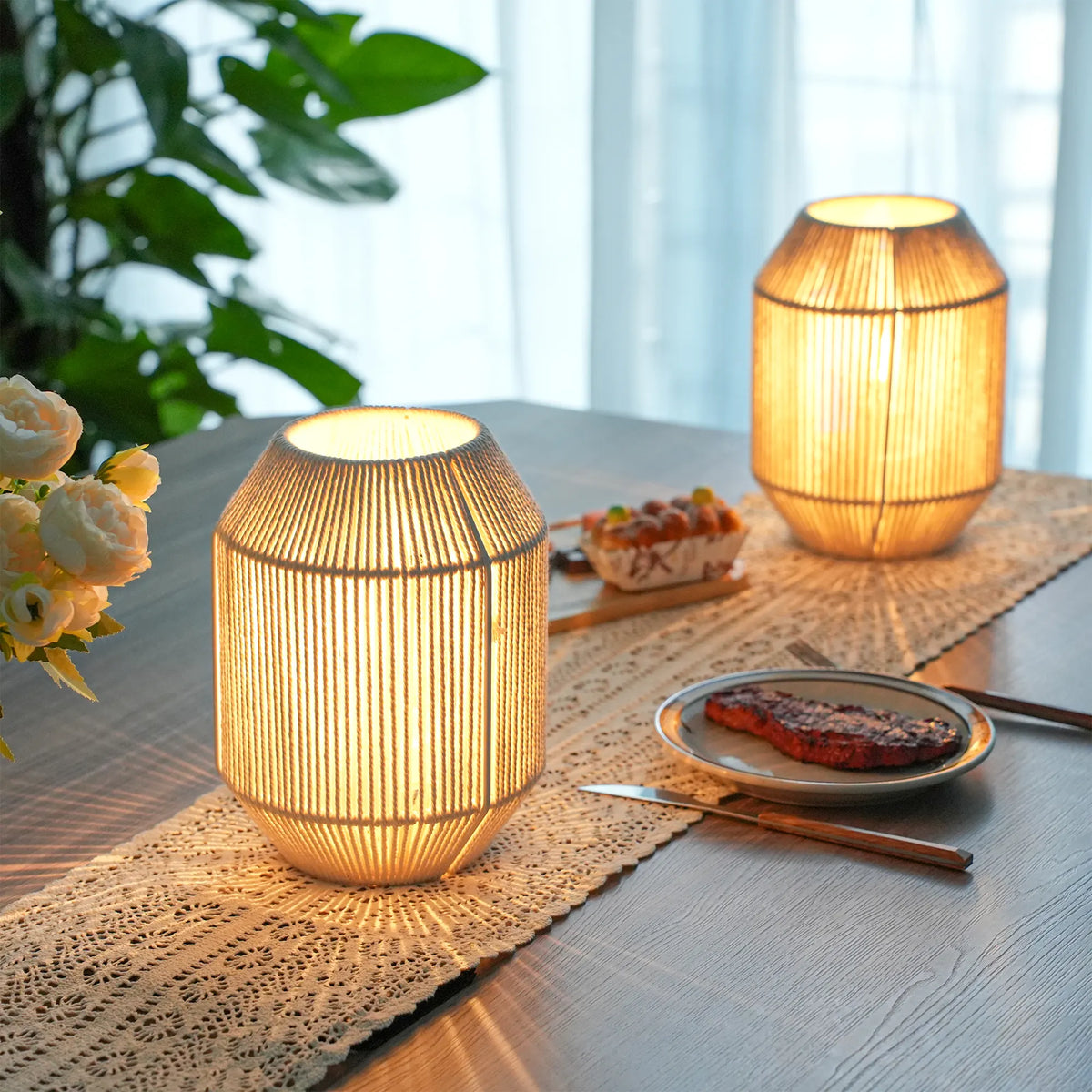 Ensemble de 2 lampes de table à abat-jour tressé
