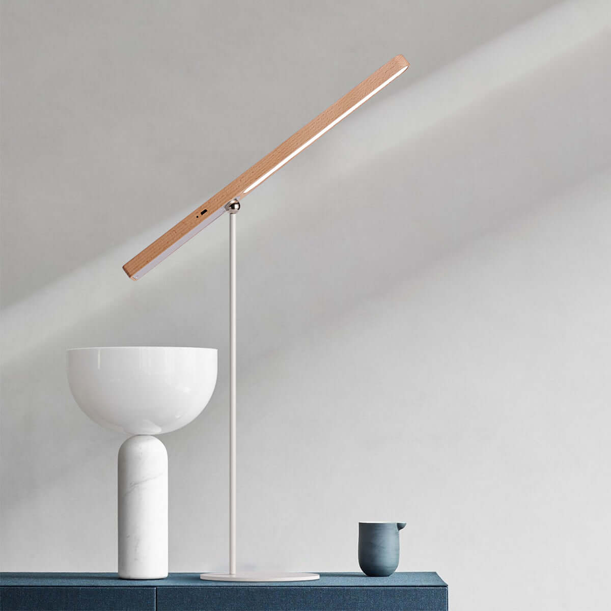 Lampe de table Perch en bois massif